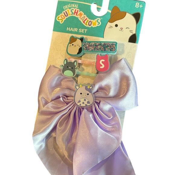 A Very Merry Squishmas! - Curated Gift Set - Picture 10 of 14